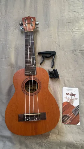 Ukulele Shelby soprano (SU - 21M)