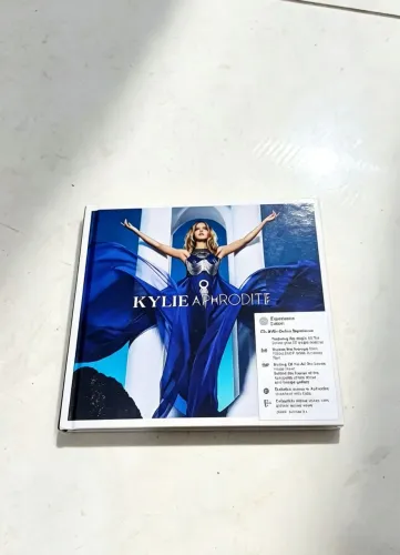 Kylie Minogue Aphrodite Experience Edition CD/DVD Importado