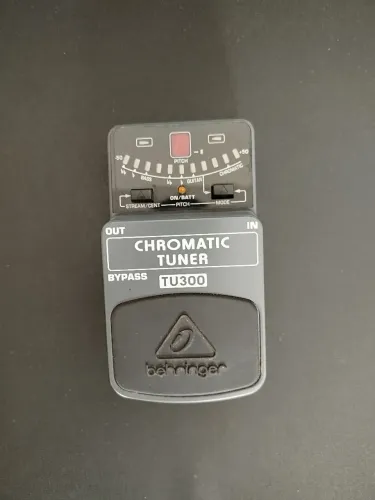 Pedal Afinador Behringer Tu 300