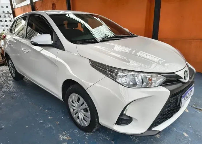 Toyota Yaris XL 1.5 Flex 16V 5P Aut. 2023