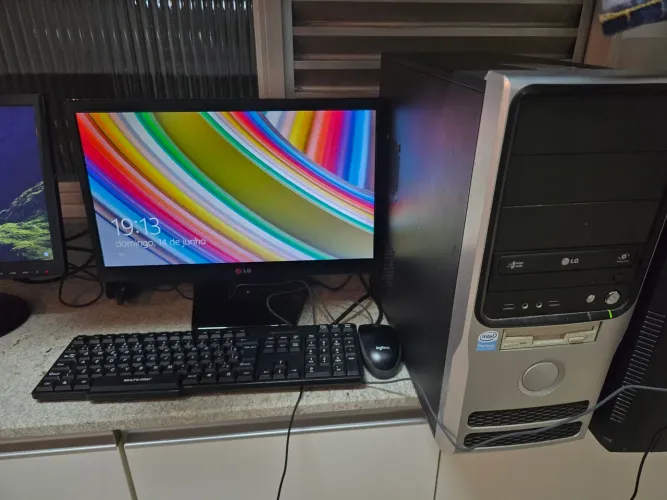 Computador i3 completo com monitor