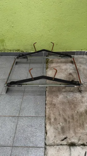 Rack de teto para escadas