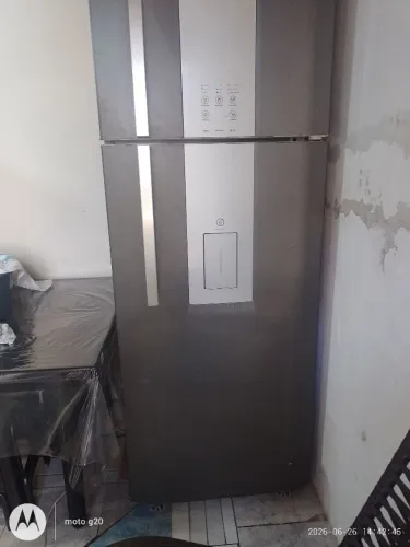 GELADEIRA ÁGUA NA PORTA ELECTROLUX 441LITROS NÃO ENTREGO 