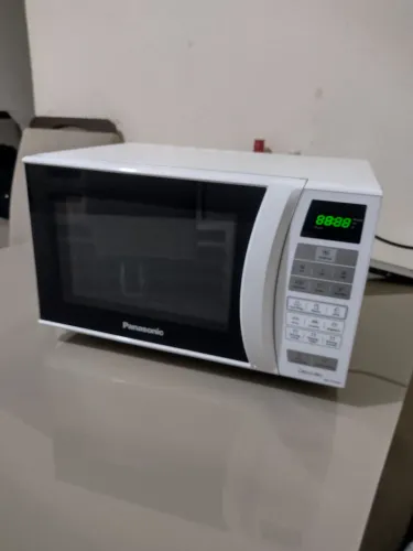 Microondas Panasonic 21 litros, funcionando perfeitamente