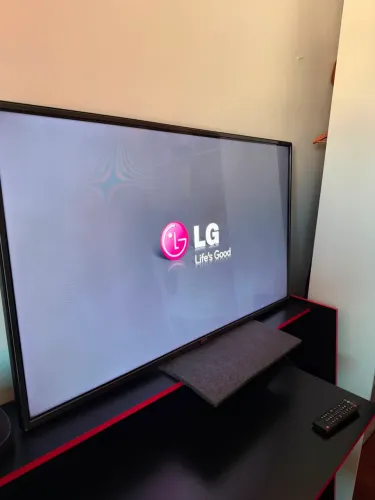 TV LG 47 polegadas