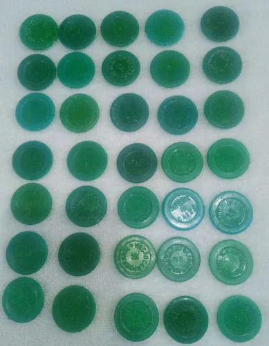 Lote com 48 fichas de Plástico anos 70