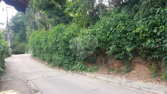 Terreno à venda em Barreiro - SP