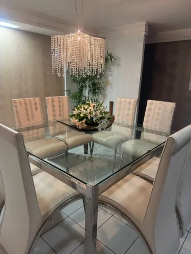 Conjunto de Jantar Moderno e Elegante