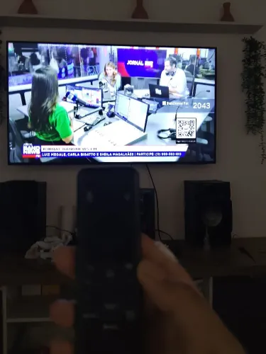 TV Samsung 50 polegadas crystal 1 mês de comprada
