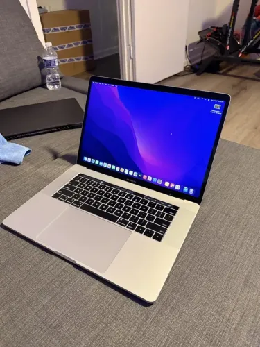 MacBook Pro 2019 16" i7