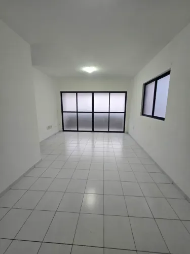 Apartamento para Locação  80m²  3 Quartos (2 suítes) em Jatiúca - Maceió - AL