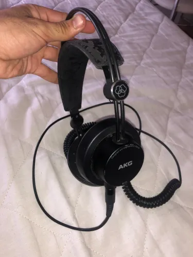 Akg K175 (sem almofadas)