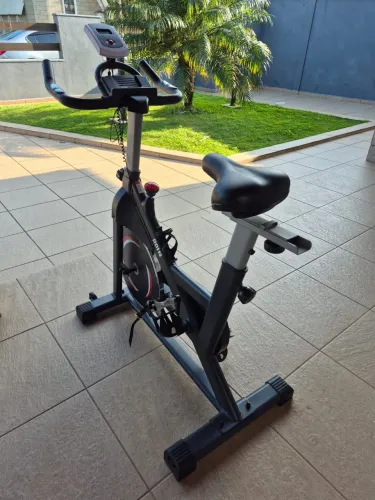 Bicicleta Ergométrica Para Spinning 8kg Mecânica Odin Fit Pace 3000