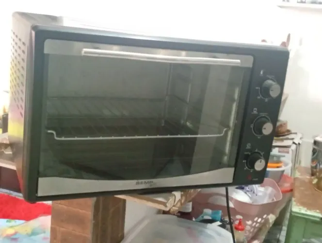 Vende-se forno elétrico