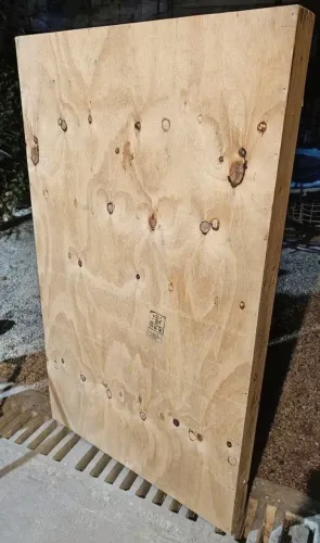 Engradado para transporte de TV