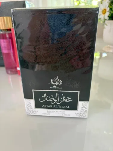 Perfume árabe Al Wataniah Attar Al Wesal Eau de Parfum Masculino, 100ml.