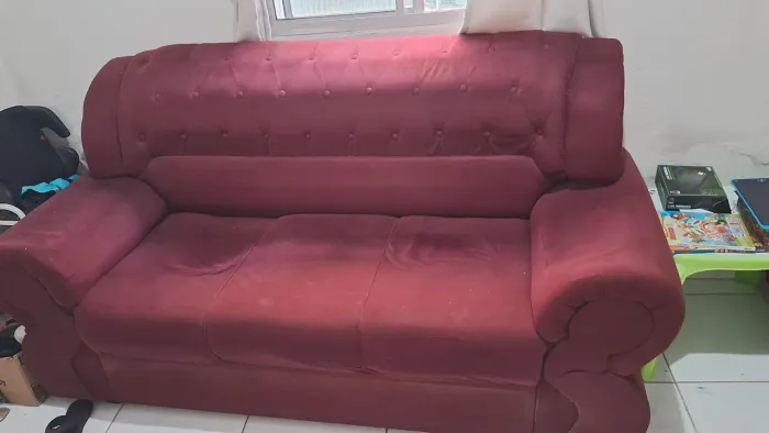SOFÁ 3 LUGARES POR 30 REAIS