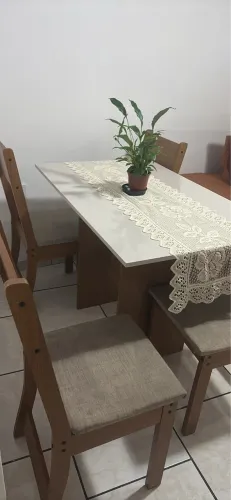 Vendo Mesa 4 cadeiras 