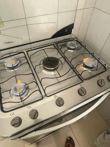 Fogão 5 bocas 