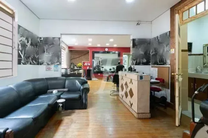Sobrado com 11 quartos. 4 suítes, 10 banheiros, 2 vagas, à venda, 400 m² ,- Bela Vista - p