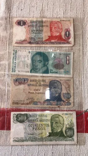 Lote com 4 cédulas antigas originais da Argentina.