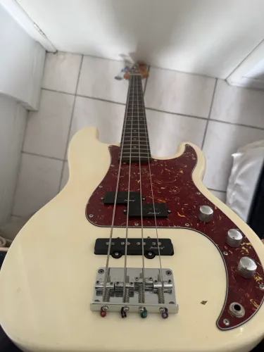 Baixo Strinberg PBS-40 PJ - 4 cordas