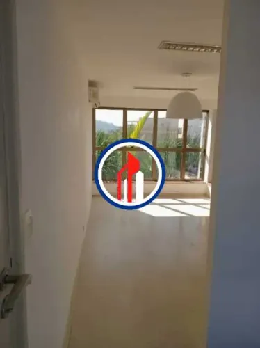 Sala : / Comercial / Jardim Botânico