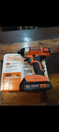 Parafusadeira de impacto black Decker