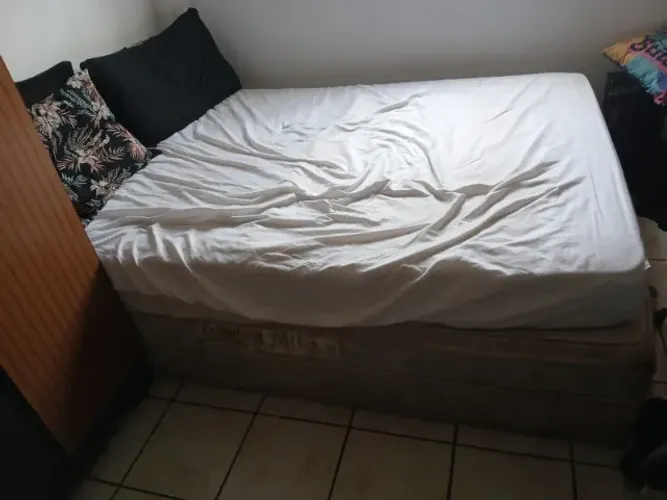 Cama box de casal + colchão - Doação