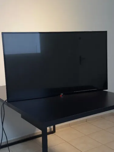 Smart TV AOC LED 43" LE43S5977 em perfeito funcionamento