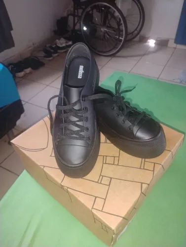 Tênis melissa 37