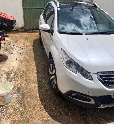 Peugeot 2008 Griffe 1.6 Flex 16V 5P Aut. 2017