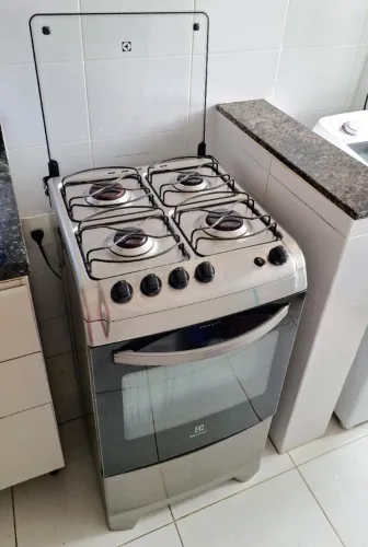 Fogão Electrolux Inox Forno 70 Lts