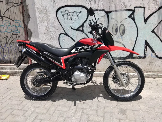 vende se nxr bros 160cc bem conservada