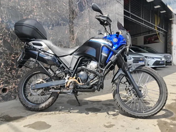 YAMAHA XTZ 250 TÉNÉRÉ 2018 (EQUIPADA COM ACESSÓRIOS)