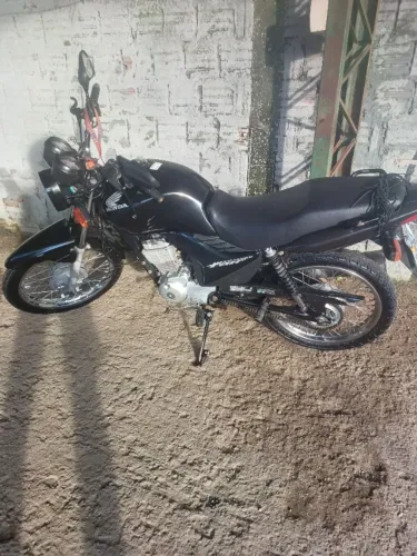 Vendo moto fan 125 injeção toda em dia sem queima de vela 6.000