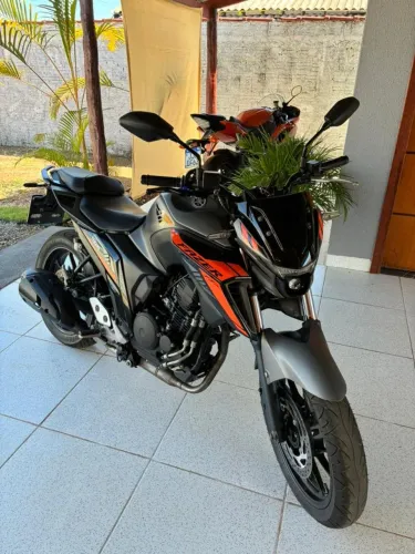 FAZER 250 CONNECT 2025/2025 SUPER CONSERVADA 