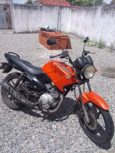 Vendo factor ed 125, único dono
