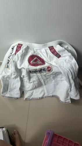 Kimono Gracie Barra tamanho A2