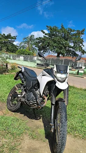 Moto para pegar e rodar.