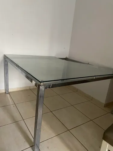 Base Mesa de Vidro 8 Cadeiras