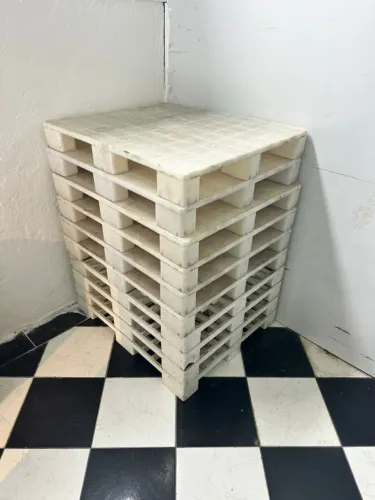 PALLET BRANCO PLASTICO 1000X1200
