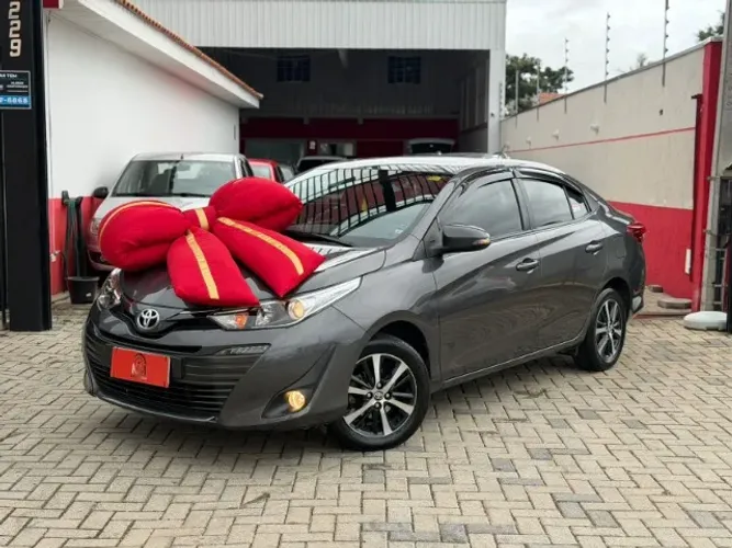Toyota Yaris XLS Connect Sed. 1.5 Flex 16V Aut. 2021