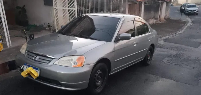 Honda Civic Sedan LX 1.7 16V 115cv Mec. 4P 2002