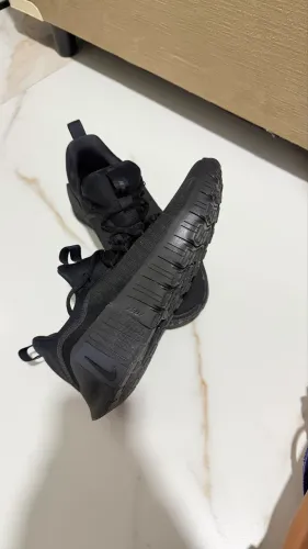 Vendo Nike Free Metcon feminino novo