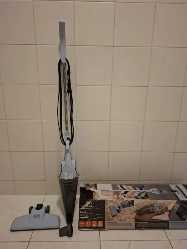 Aspirador Black Decker AV12 110V