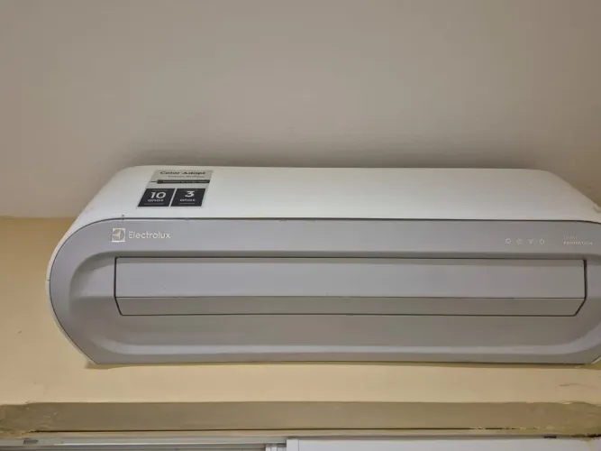 Ar-Condicionado Split Electrolux Color Adapt Inverter 220V - Gelando Perfeitamente!