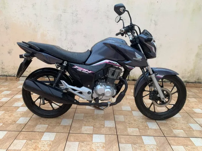 Vende-se Fan 160 (moto bem conservada) 