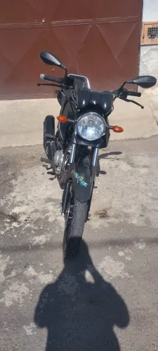 Motocicleta Yamaha 2015 Factor