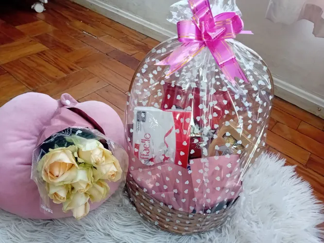 Cestas de presentes e café da manhã 